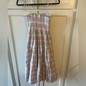 Great midi summer dress in pastel colors